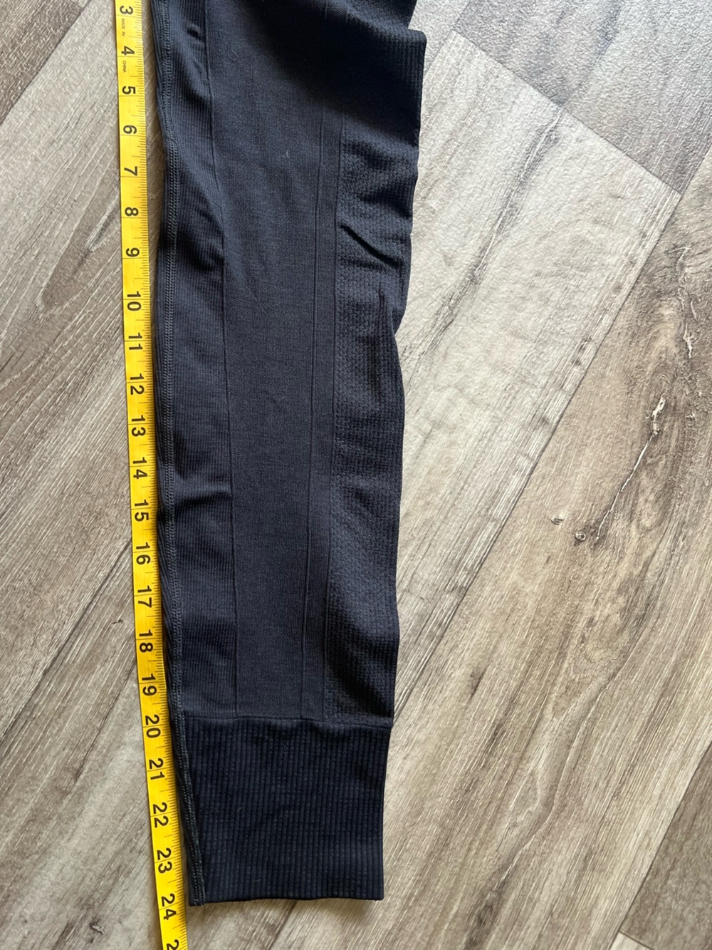 Lululemon Ebb to Street Tight Womens 4 Black Good Seamless High Rise Leggings - Picture 3 of 5
